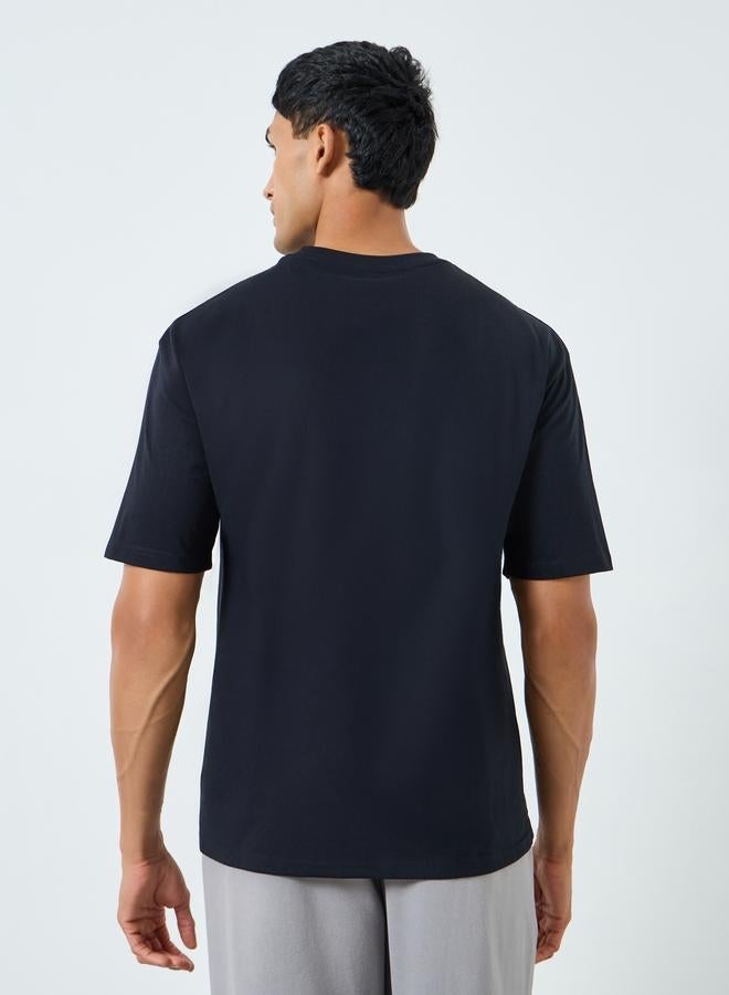 ستايلي تيشيرت واسع بطبعة جرافيك - Image 3